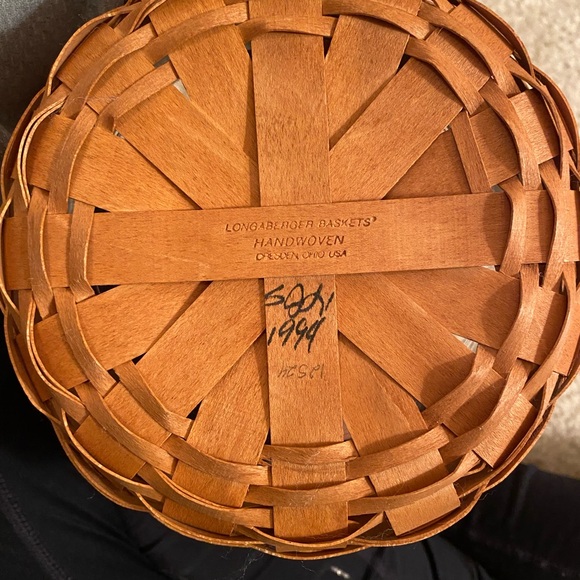 Longaberger Basket - Picture 3 of 3
